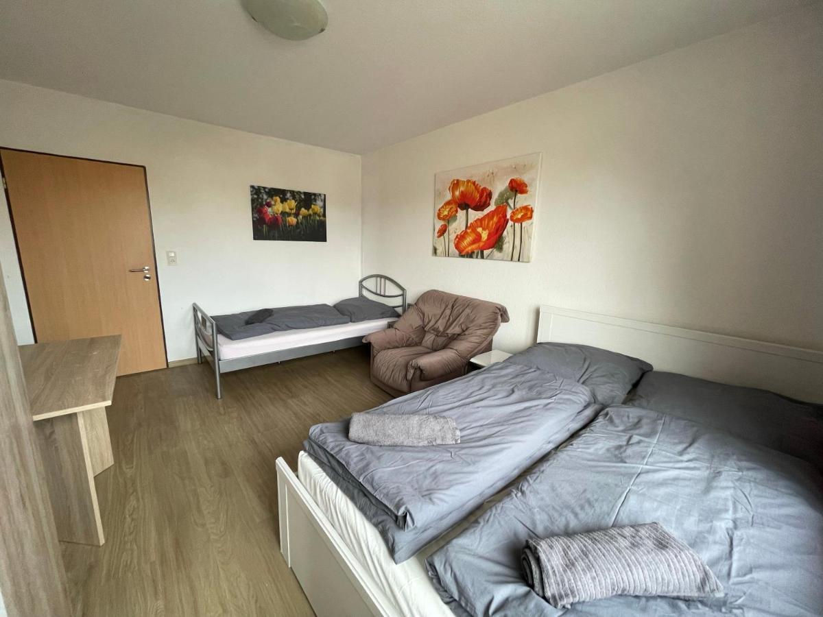 Schoene Einfache Ferienwohnung Mitten In Oldenburg Exterior foto